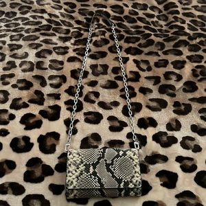 Brand new 5.5x8 crossbody bag purse  snake style tory burch